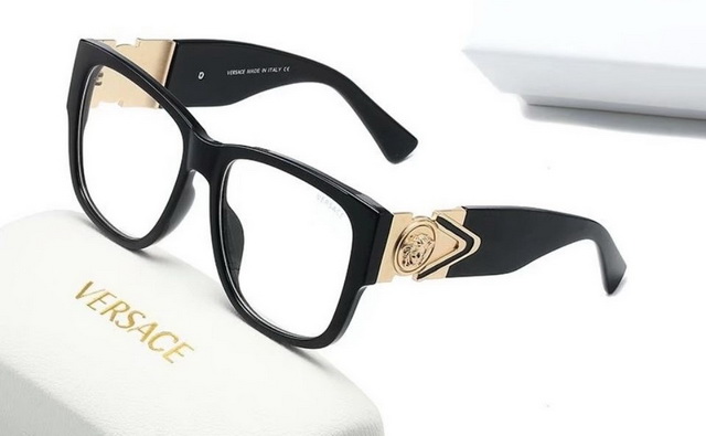 Versace Boutique Sunglasses 023